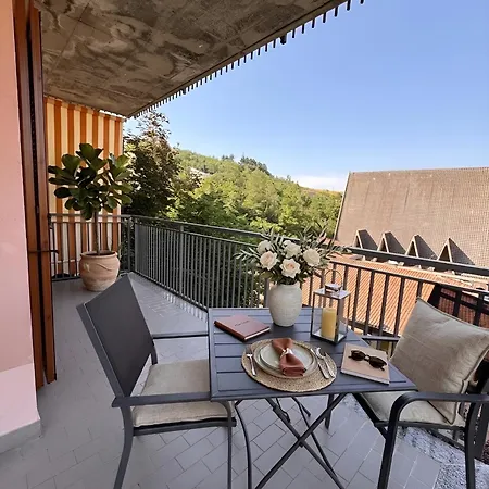 شقة Elegant Penthouse La Balconata - Wellness Retreat & Castle View *