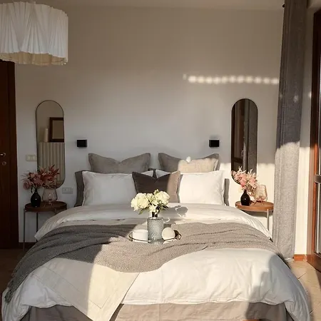Elegant Penthouse La Balconata - Wellness Retreat & Castle View *