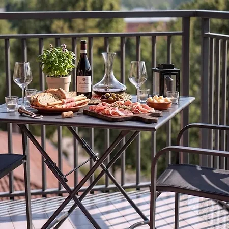 Elegant Penthouse La Balconata - Wellness Retreat & Castle View Tabiano Terme