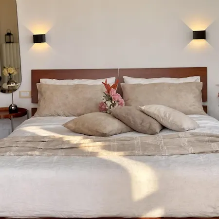 Elegant Penthouse La Balconata - Wellness Retreat & Castle View Apartman