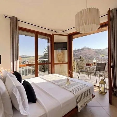 Elegant Penthouse La Balconata - Wellness Retreat & Castle View Apartman