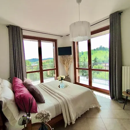 Elegant Penthouse La Balconata - Wellness Retreat & Castle View شقة