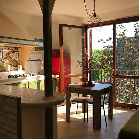 شقة Elegant Penthouse La Balconata - Wellness Retreat & Castle View