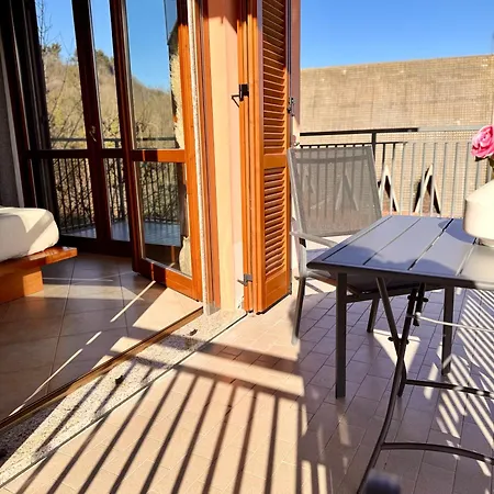 شقة Elegant Penthouse La Balconata - Wellness Retreat & Castle View